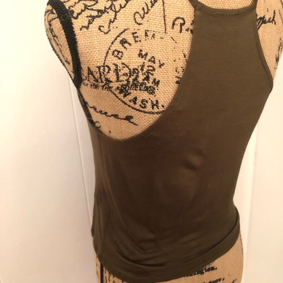 Med Green Racer Back Top - Picture 5 of 7